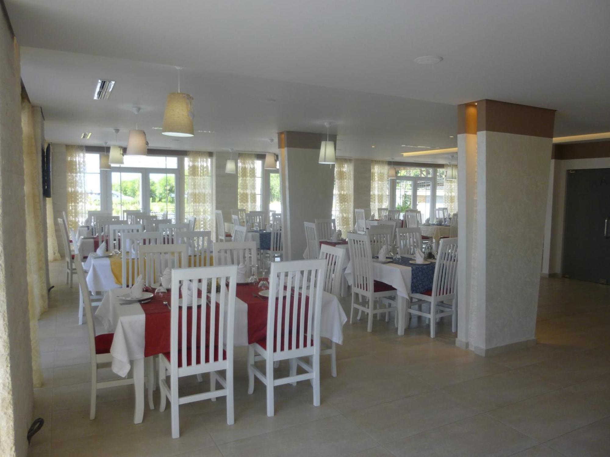 Villamaria Hotel Zverneci Extérieur photo