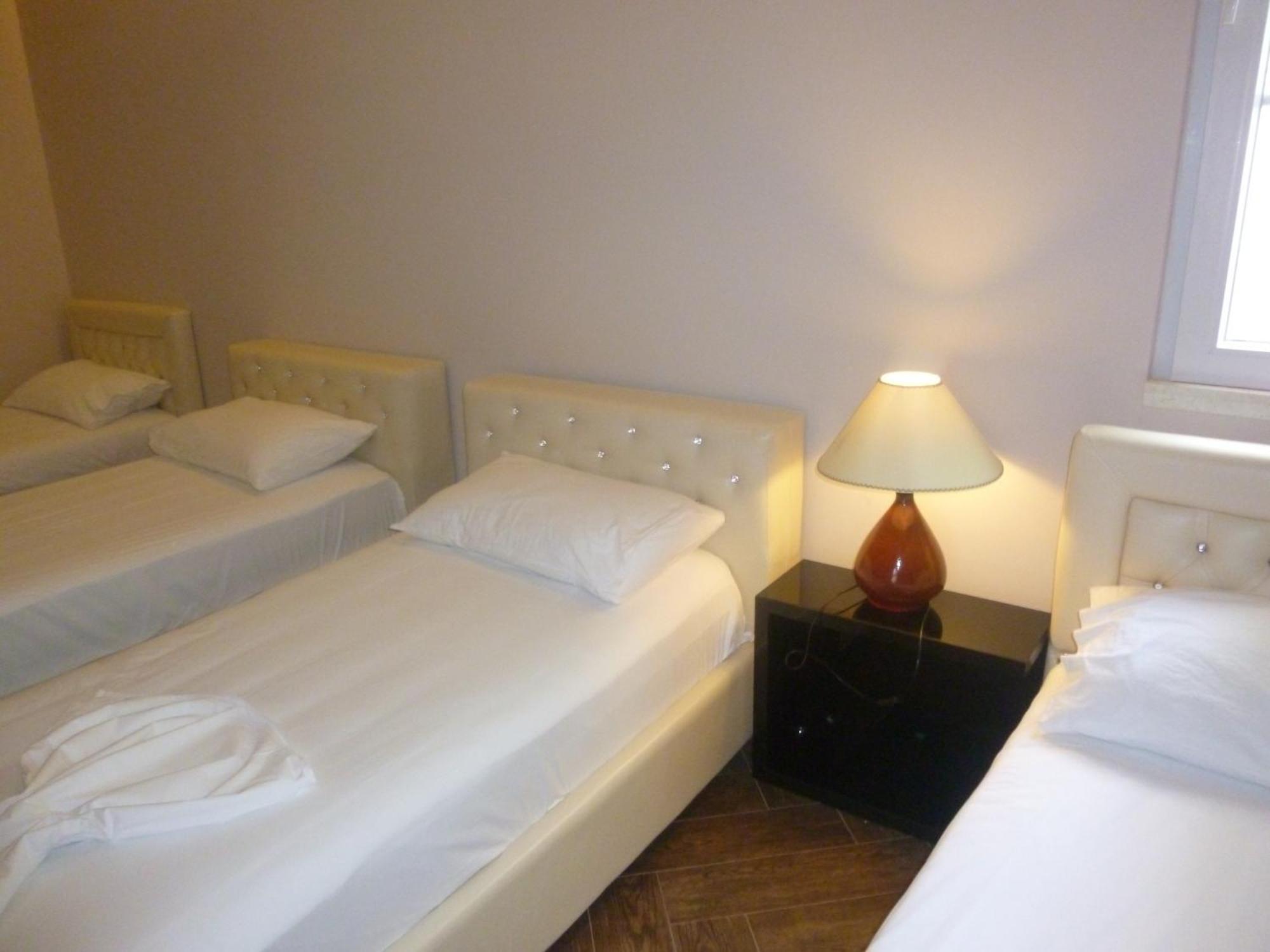 Villamaria Hotel Zverneci Extérieur photo