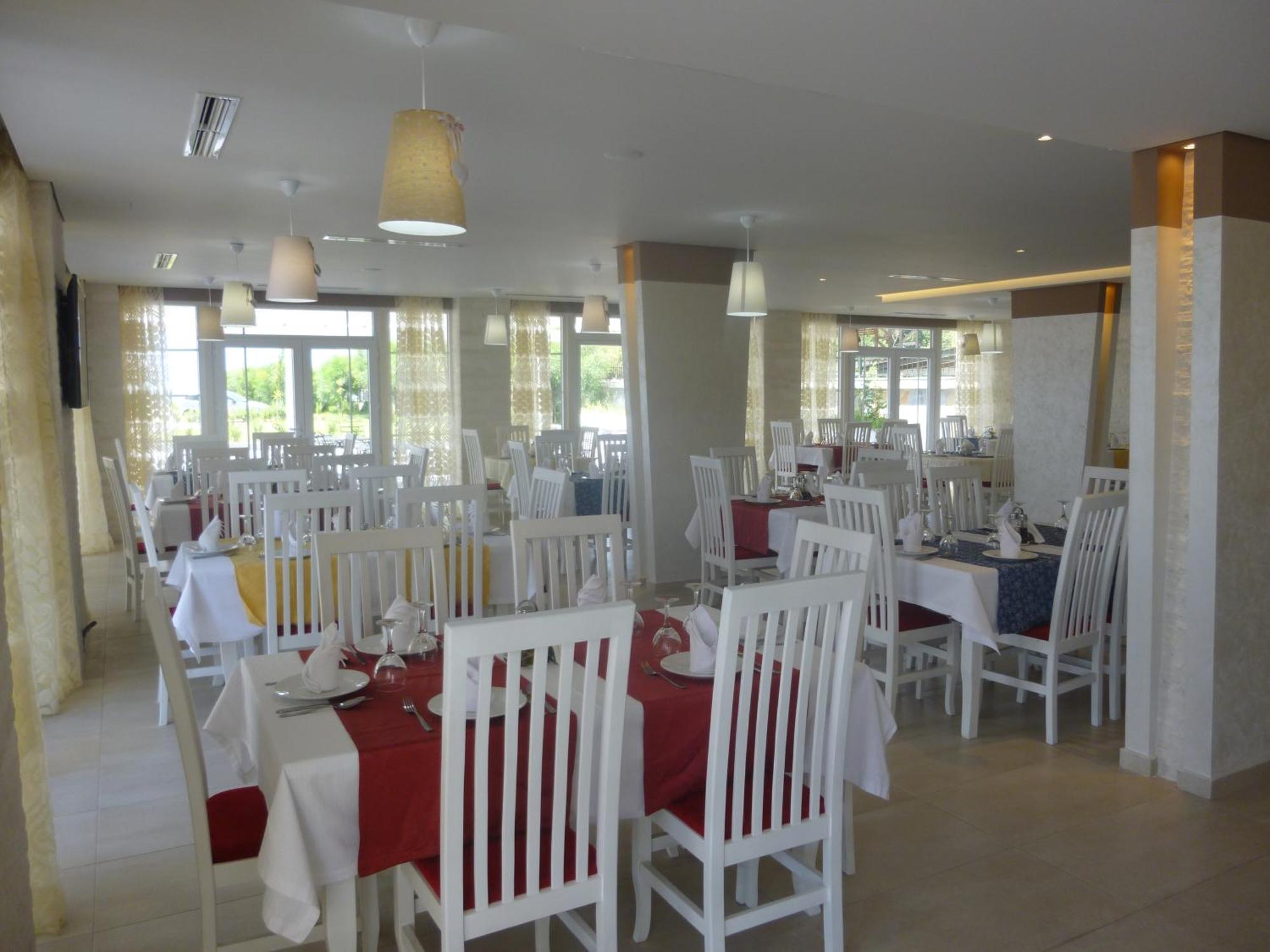 Villamaria Hotel Zverneci Extérieur photo