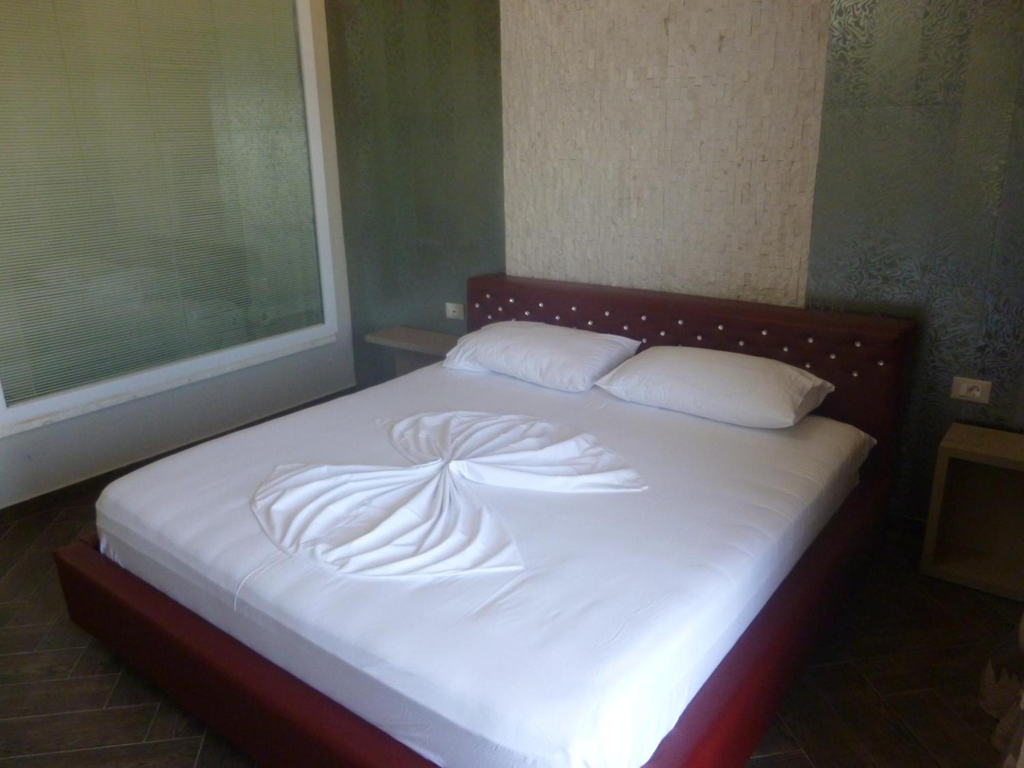 Villamaria Hotel Zverneci Extérieur photo