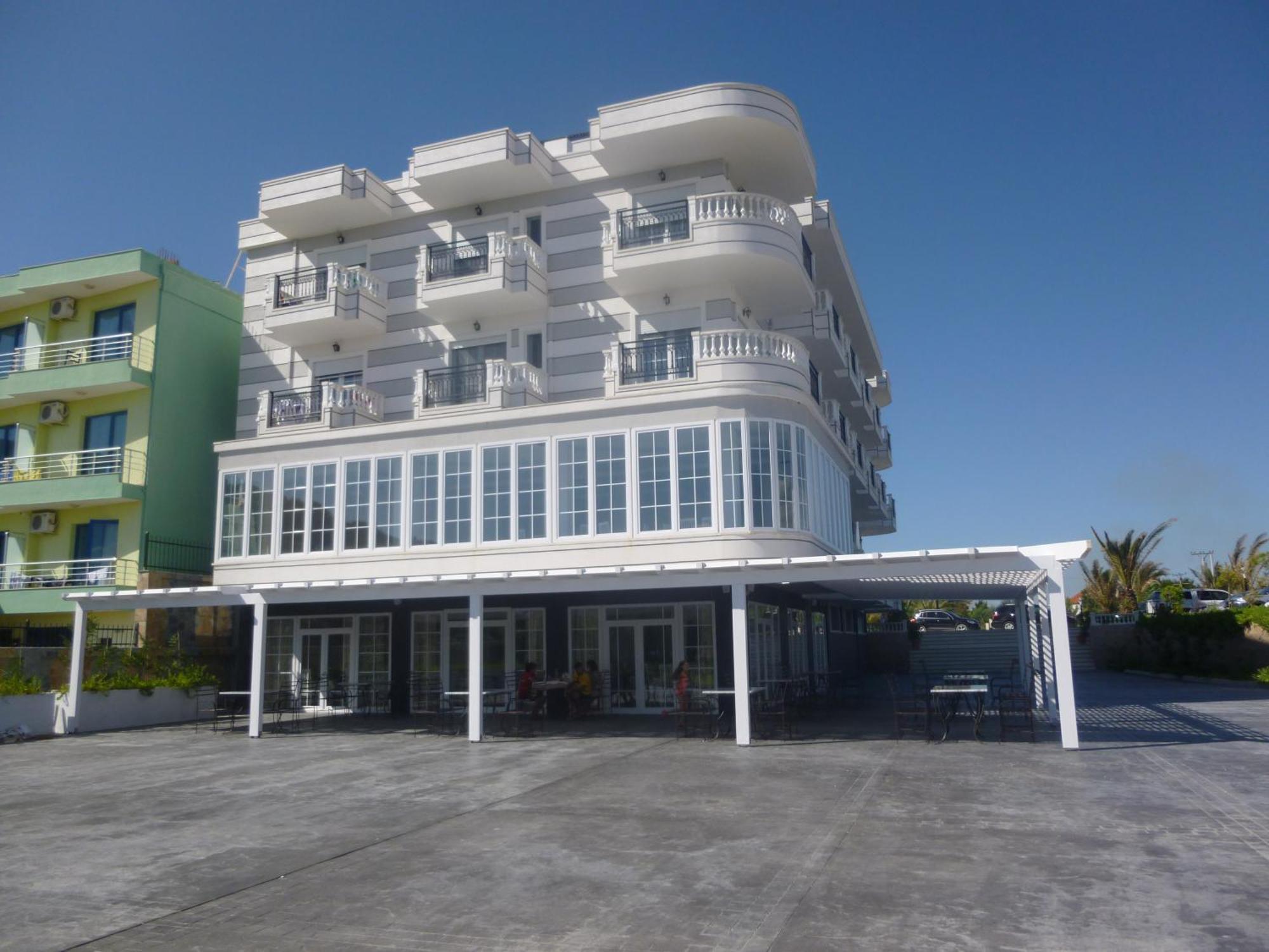 Villamaria Hotel Zverneci Extérieur photo