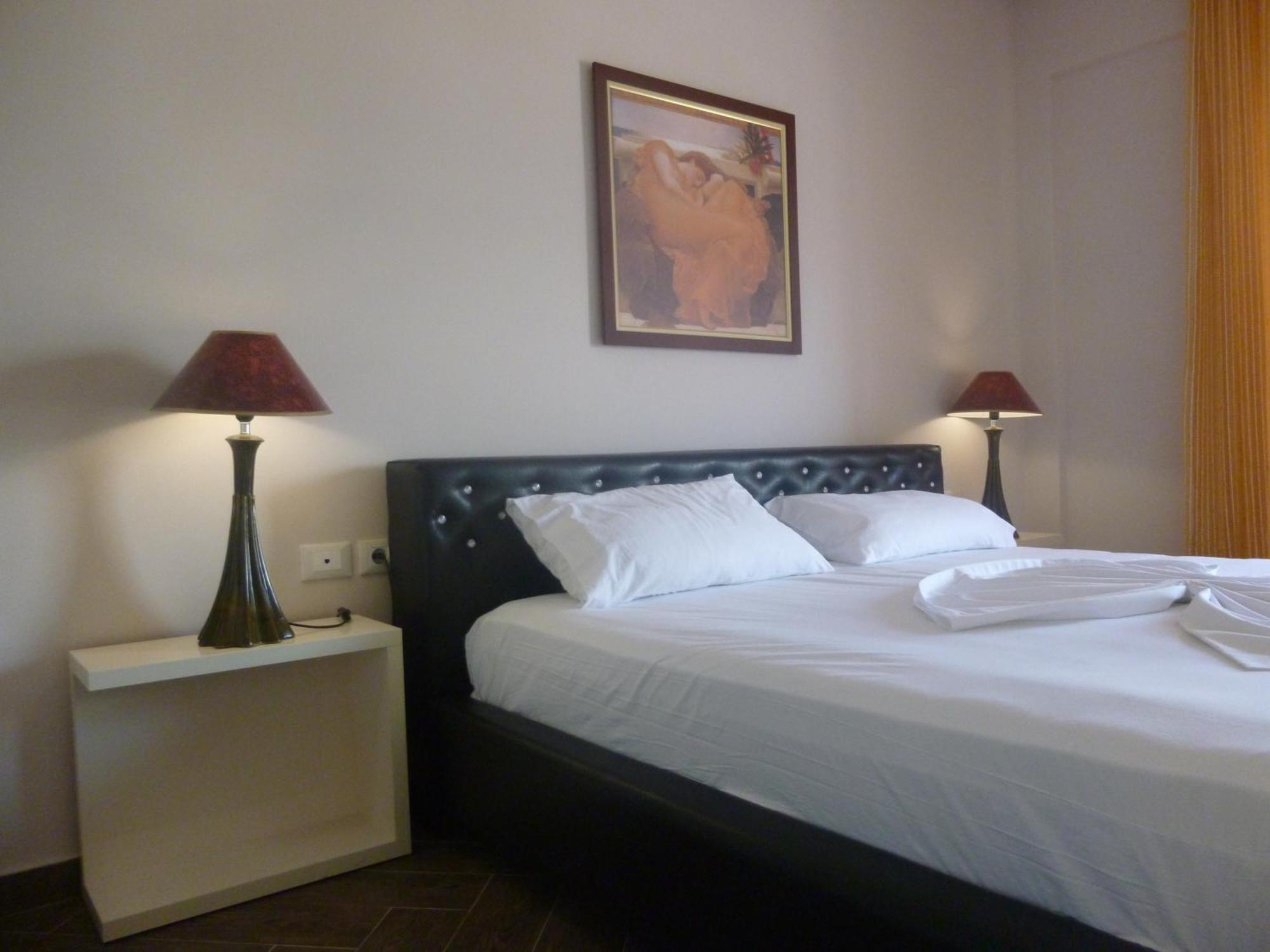 Villamaria Hotel Zverneci Extérieur photo