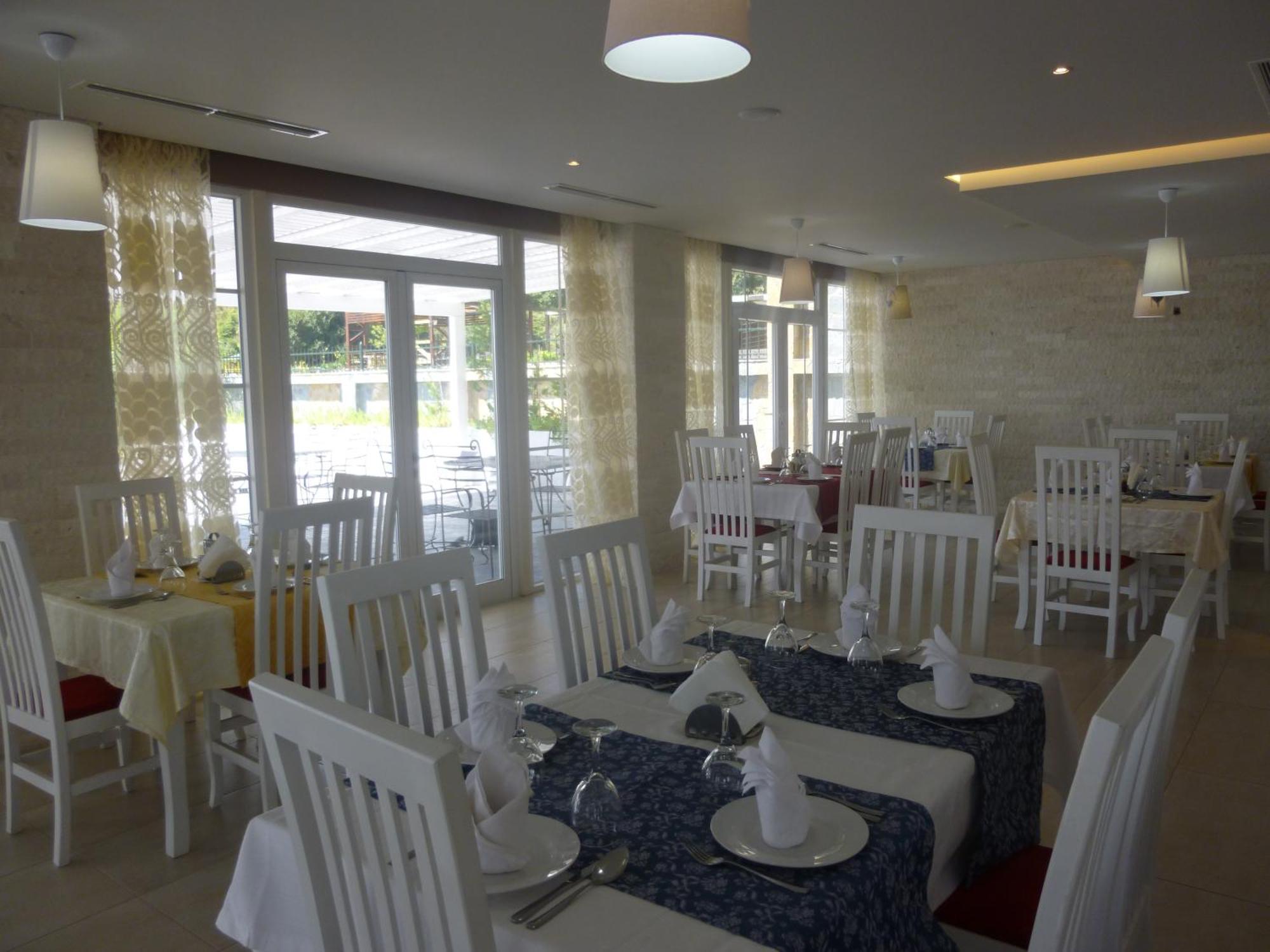 Villamaria Hotel Zverneci Extérieur photo