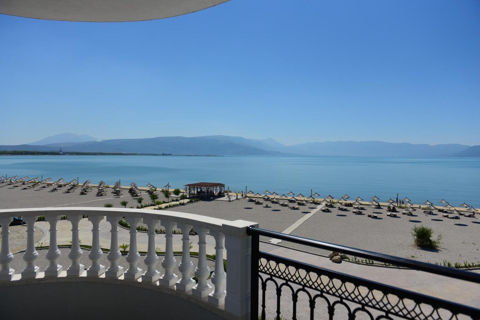 Villamaria Hotel Zverneci Extérieur photo